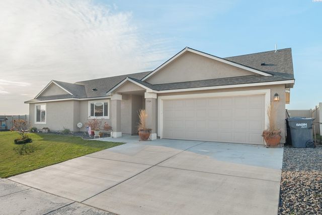 5704 Belmont Dr, Pasco, WA 99301