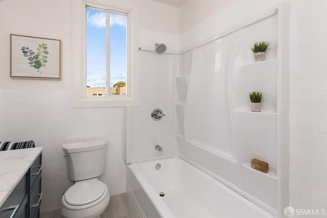 466 19th Avenue, San Francisco, CA 94127