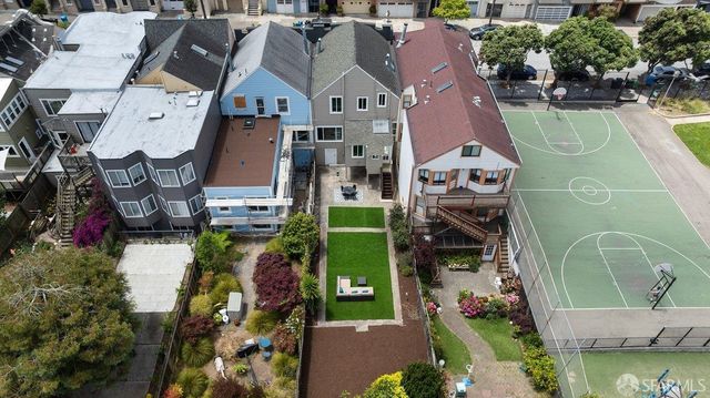 466 19th Avenue, San Francisco, CA 94127