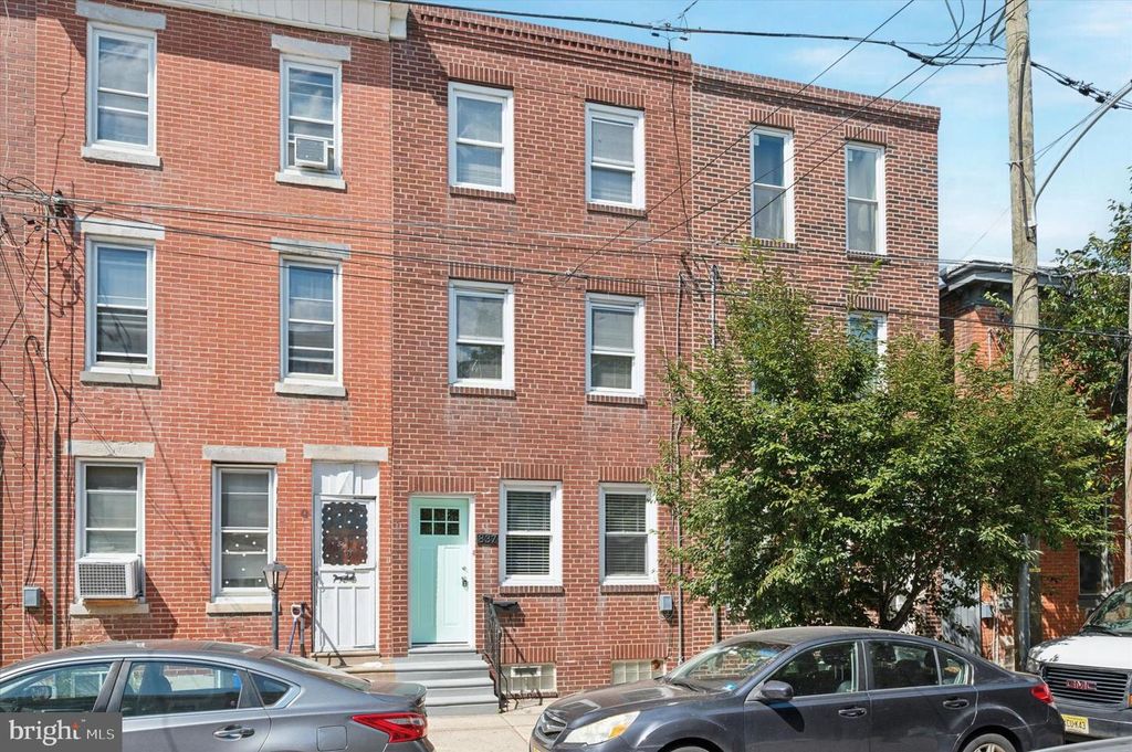 837 ALMOND ST, Philadelphia, PA 19125