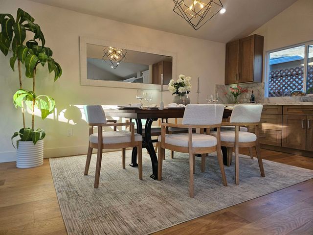 3161 Plymouth Rd, Lafayette, CA 94549