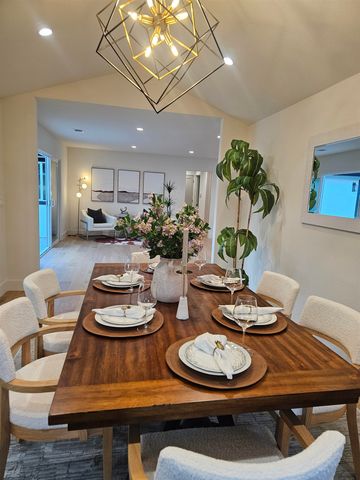 3161 Plymouth Rd, Lafayette, CA 94549