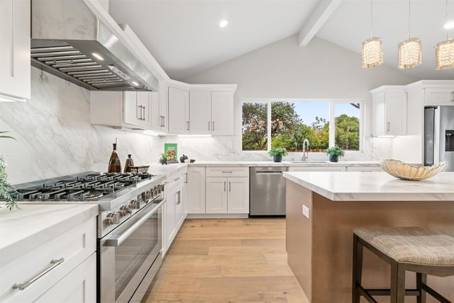 3161 Plymouth Rd, Lafayette, CA 94549