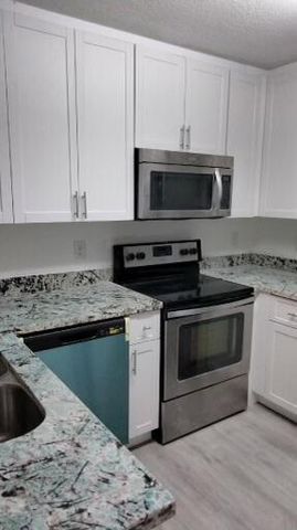 6550 Morgan Hill Trail 1904, West Palm Beach, FL 33411