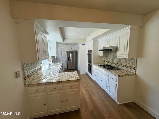 3474 Loadstone Drive, Sherman Oaks, CA 91403