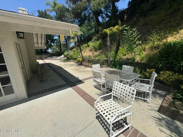 3474 Loadstone Drive, Sherman Oaks, CA 91403