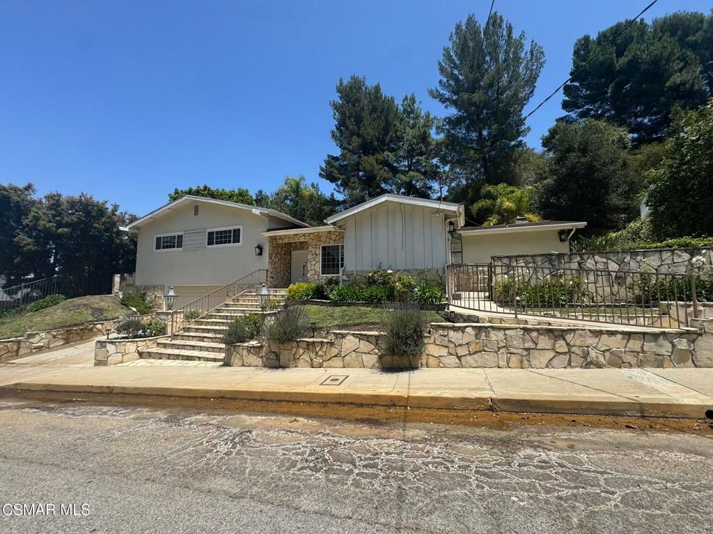 3474 Loadstone Drive, Sherman Oaks, CA 91403