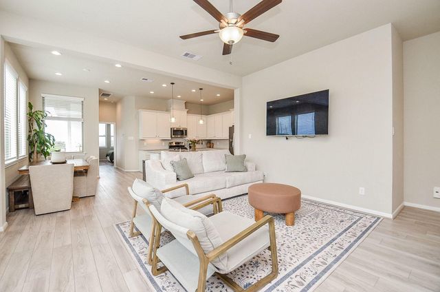 5146 Prairie Terrace Lane, Fulshear, TX 77441