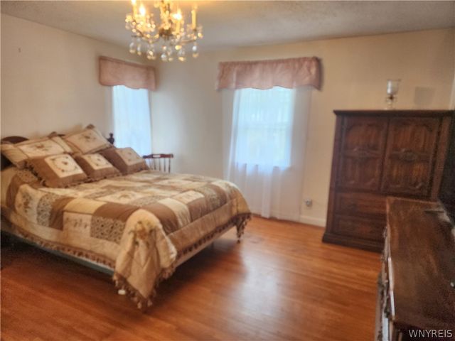 5009 Lake Shore Road, Hamburg, NY 14075