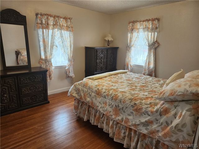 5009 Lake Shore Road, Hamburg, NY 14075