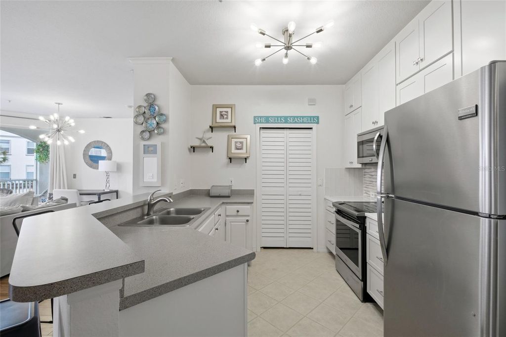 Image 4 of property listing at 2639 MAITLAND CROSSING WAY 102, Orlando, FL 32810
