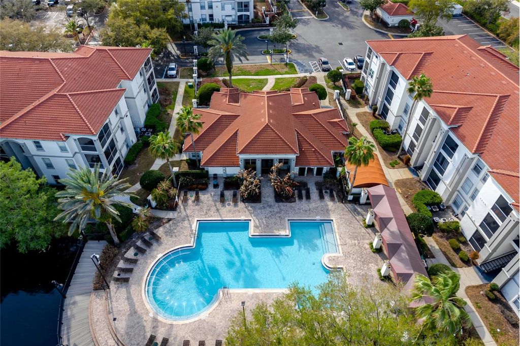 Image 37 of property listing at 2639 MAITLAND CROSSING WAY 102, Orlando, FL 32810