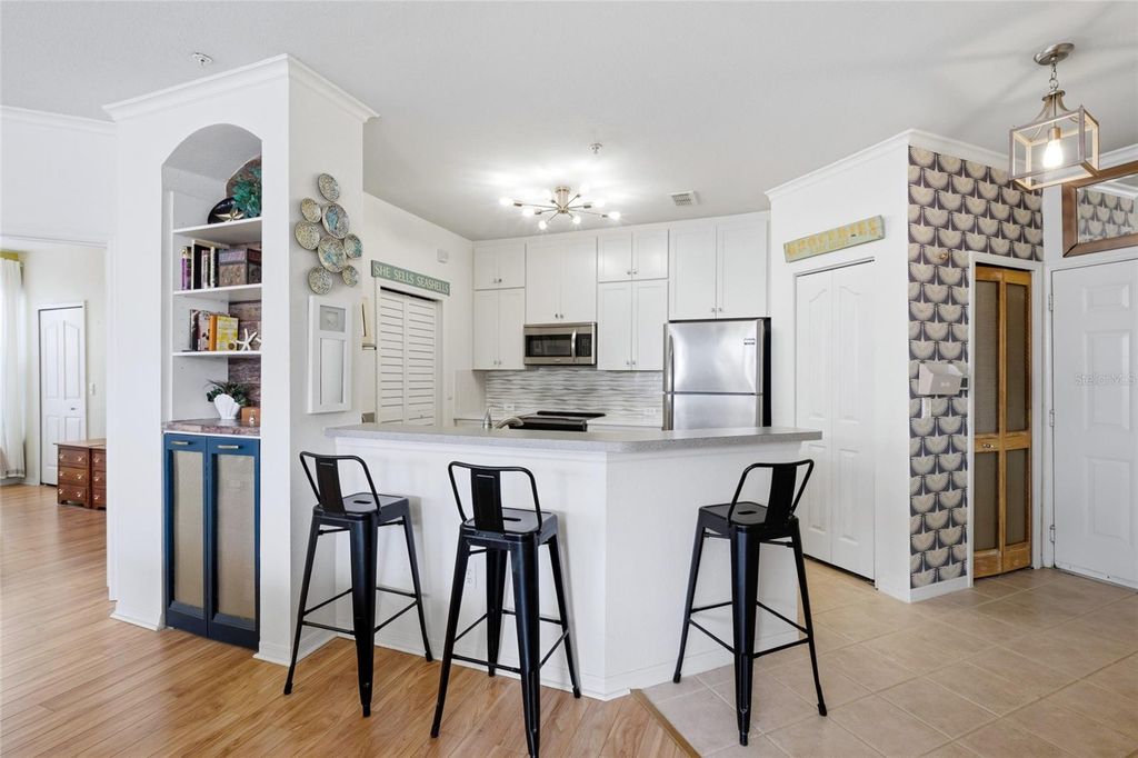 Image 8 of property listing at 2639 MAITLAND CROSSING WAY 102, Orlando, FL 32810