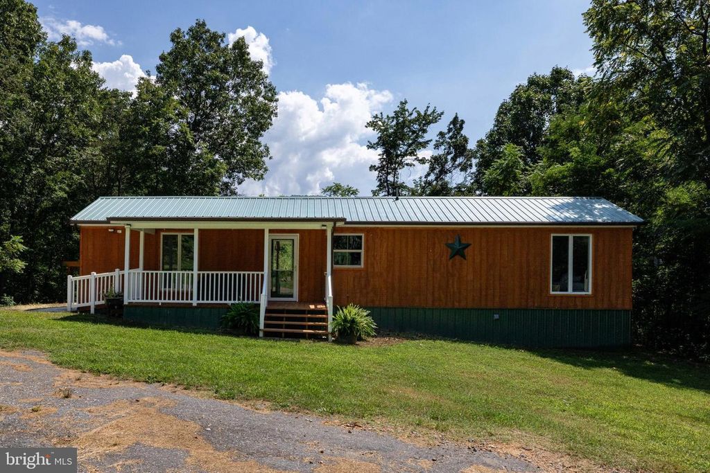 114 AMERICANA ROAD, Luray, VA 22835