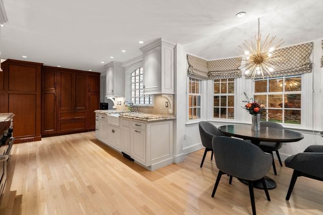 32 Pickwick Road, Newton, MA 02465