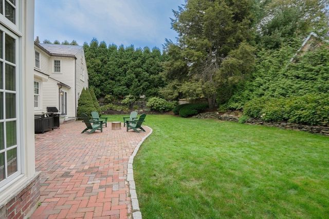 32 Pickwick Road, Newton, MA 02465