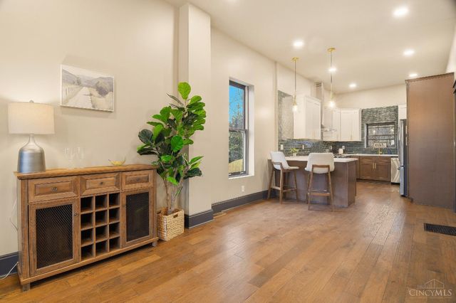 3634 Columbia Parkway, Cincinnati, OH 45226