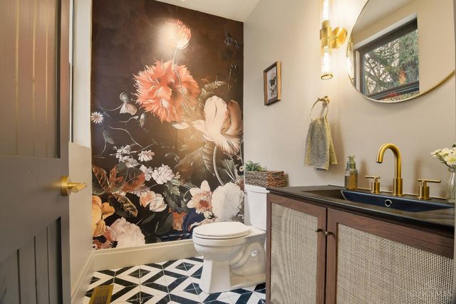 3634 Columbia Parkway, Cincinnati, OH 45226