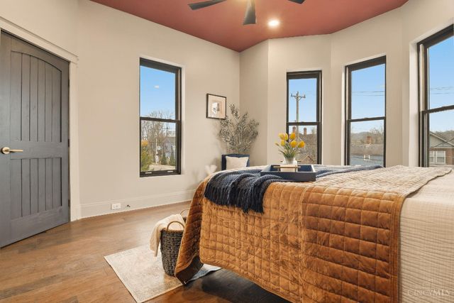 3634 Columbia Parkway, Cincinnati, OH 45226