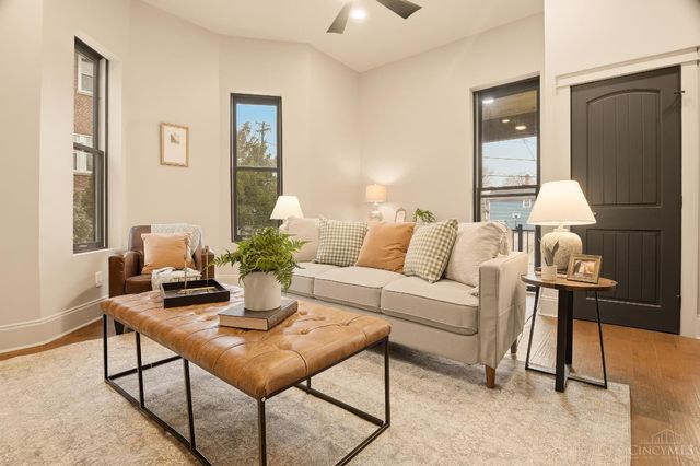 3634 Columbia Parkway, Cincinnati, OH 45226