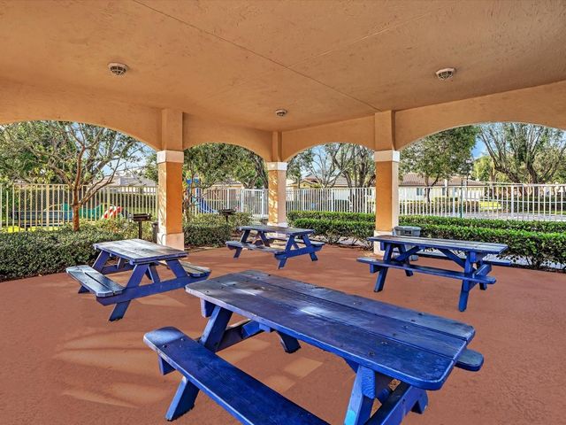 5843 Eagle Cay Terrace, Coconut Creek, FL 33073