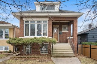 10704 S Albany Avenue, Chicago, IL 60655