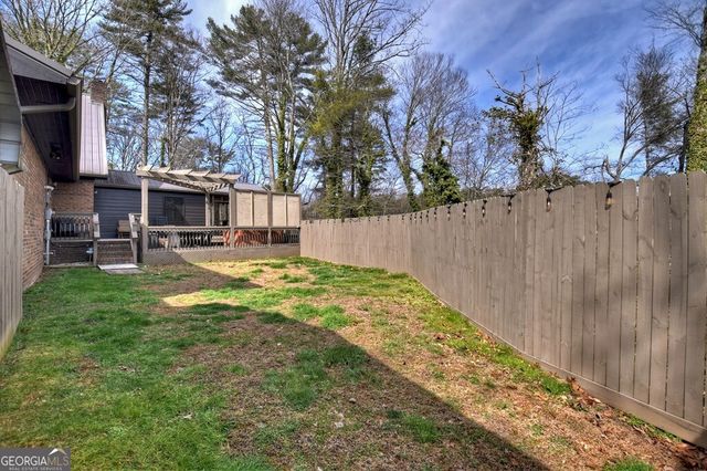 240 Hancock Drive, Ellijay, GA 30540