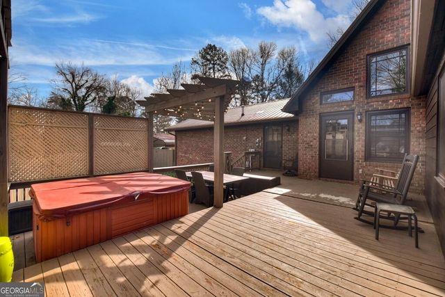 240 Hancock Drive, Ellijay, GA 30540