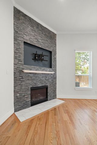 206 Burr Street A, Houston, TX 77011
