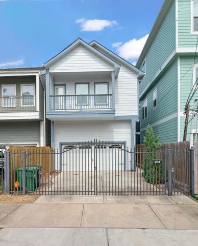 206 Burr Street A, Houston, TX 77011