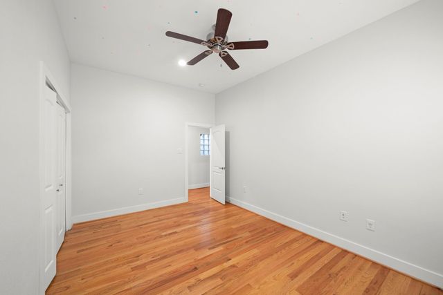 206 Burr Street A, Houston, TX 77011