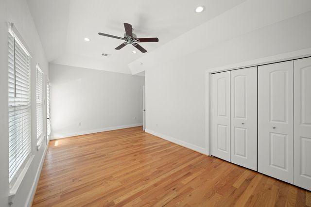 206 Burr Street A, Houston, TX 77011