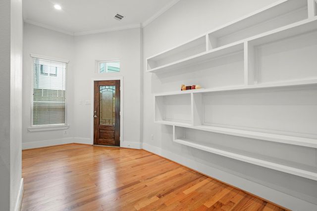 206 Burr Street A, Houston, TX 77011