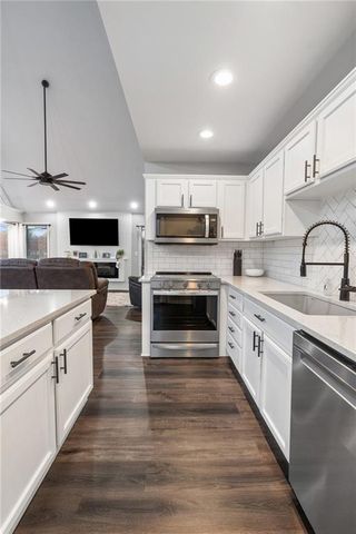 385 Lake Viking Terrace, Gallatin, MO 64640