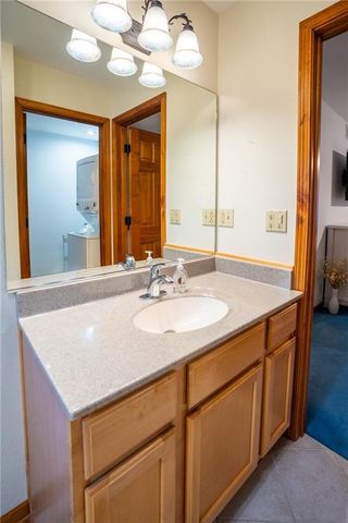 385 Lake Viking Terrace, Gallatin, MO 64640