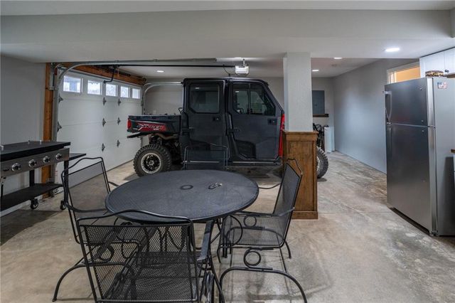 385 Lake Viking Terrace, Gallatin, MO 64640