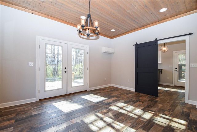 5780 Lost Mountain RD, Roanoke, VA 24018