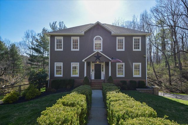 5780 Lost Mountain RD, Roanoke, VA 24018