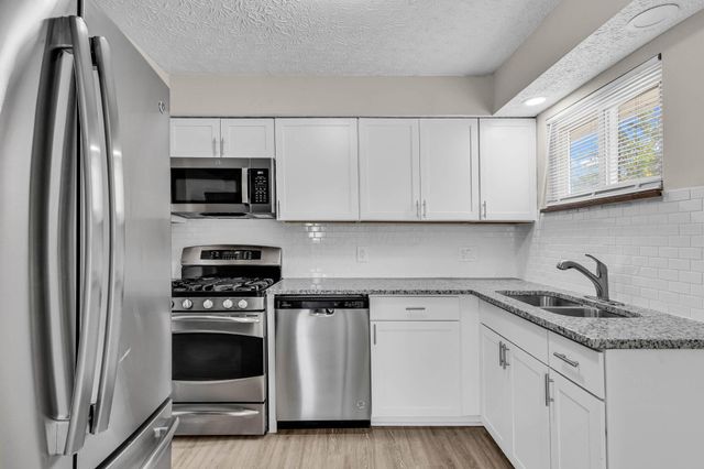 3134 Medina Avenue, Columbus, OH 43224