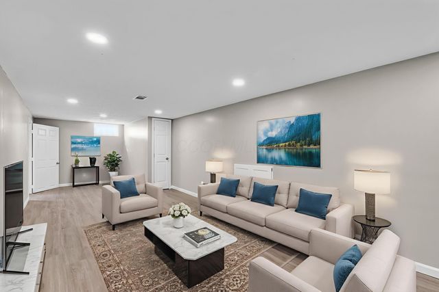 3134 Medina Avenue, Columbus, OH 43224