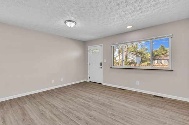 3134 Medina Avenue, Columbus, OH 43224