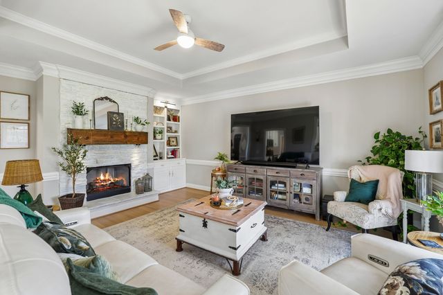 3020 Shady Glen Cir, Murfreesboro, TN 37128