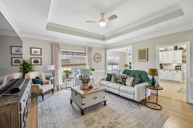 3020 Shady Glen Cir, Murfreesboro, TN 37128
