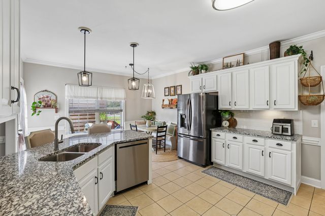 3020 Shady Glen Cir, Murfreesboro, TN 37128