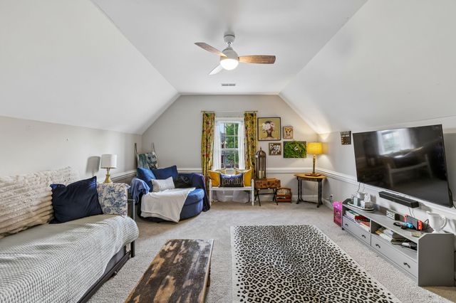 3020 Shady Glen Cir, Murfreesboro, TN 37128