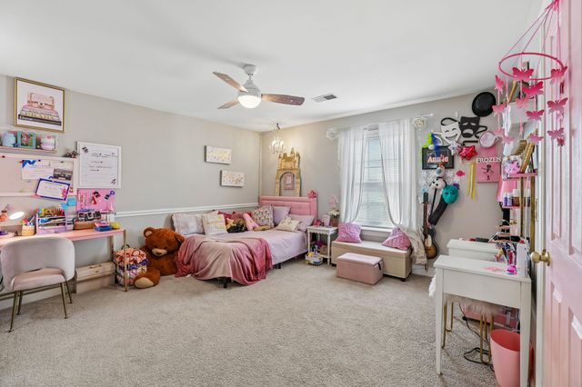 3020 Shady Glen Cir, Murfreesboro, TN 37128