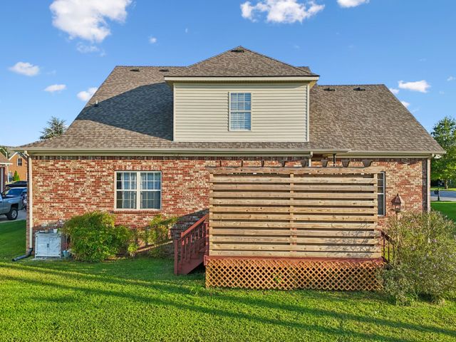 3020 Shady Glen Cir, Murfreesboro, TN 37128