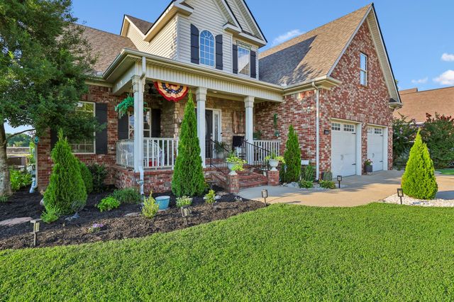 3020 Shady Glen Cir, Murfreesboro, TN 37128