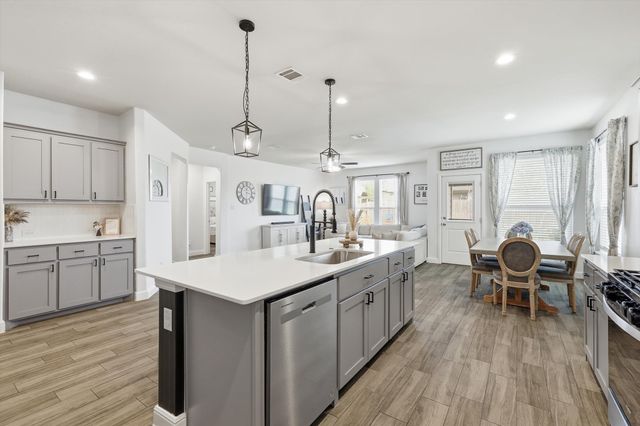 2369 Briscoe Ranch Drive, Weatherford, TX 76087