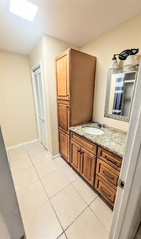 6327 MIDNIGHT PASS RD ROAD 999, Sarasota, FL 34242